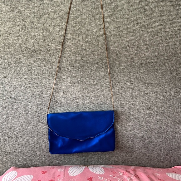 Fancy dinner/party/graduation bag for ladies in royal blue - Picture 4 of 4